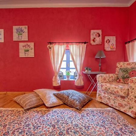 Minodora'S Guesthouse Dikorfo Dış mekan fotoğraf