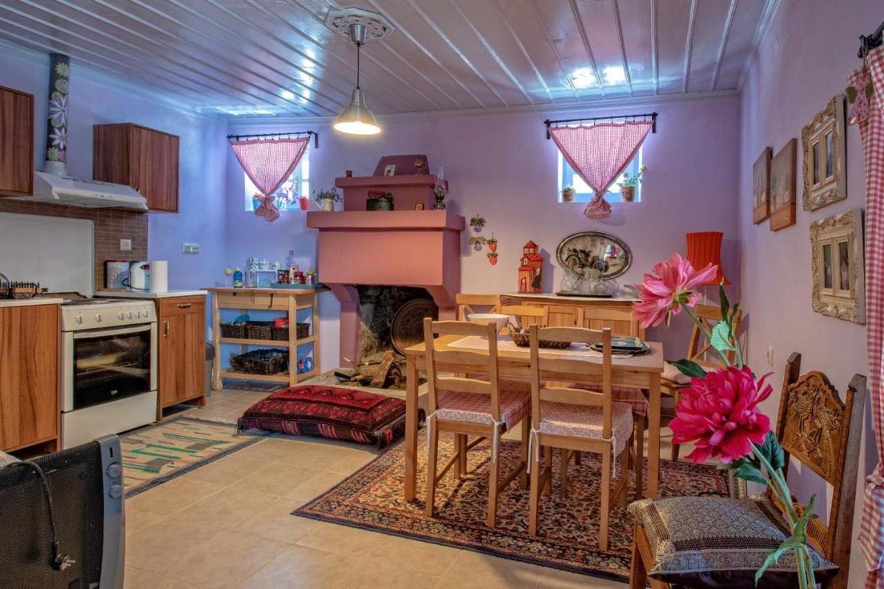 Minodora'S Guesthouse Dikorfo Dış mekan fotoğraf